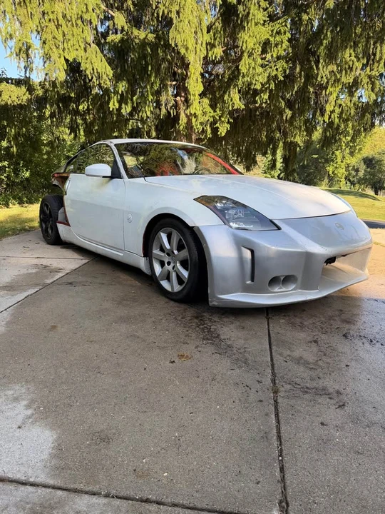 2004 Nissan 350Z 5th Gen - Image 3 of 10