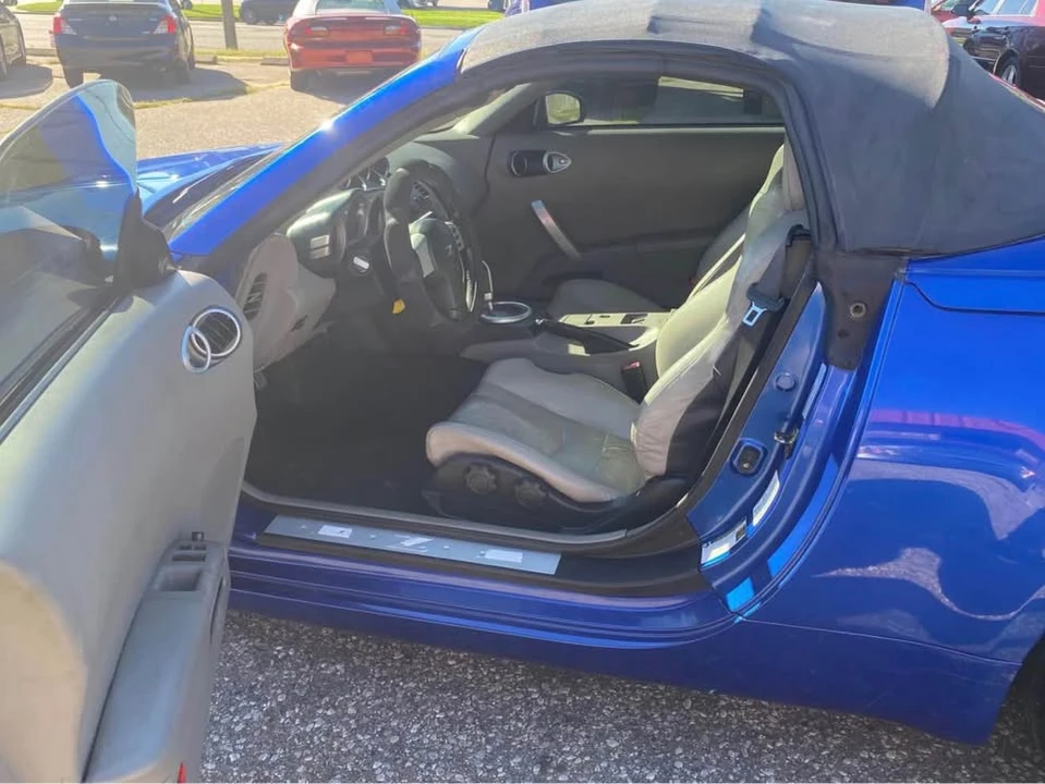 2004 Nissan 350Z 5th Gen - Image 3 of 5