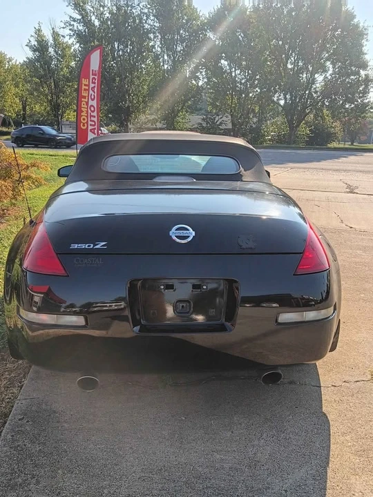 2004 Nissan 350Z 5th Gen - Image 14 of 16