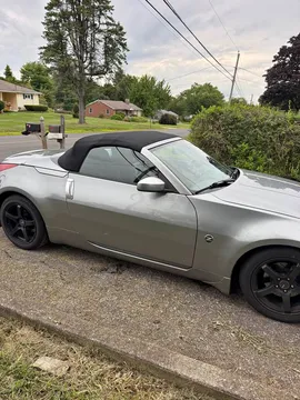 2004 Nissan 350Z Enthusiast Roadster 2D