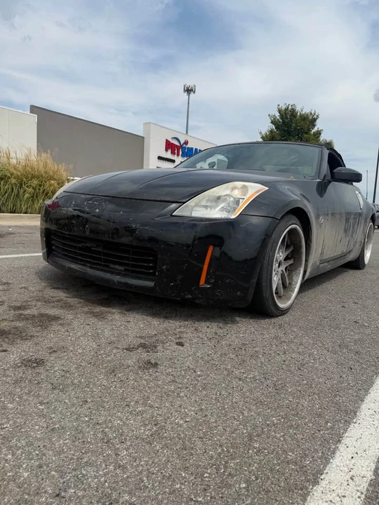 2004 Nissan 350Z 5th Gen - Image 3 of 12