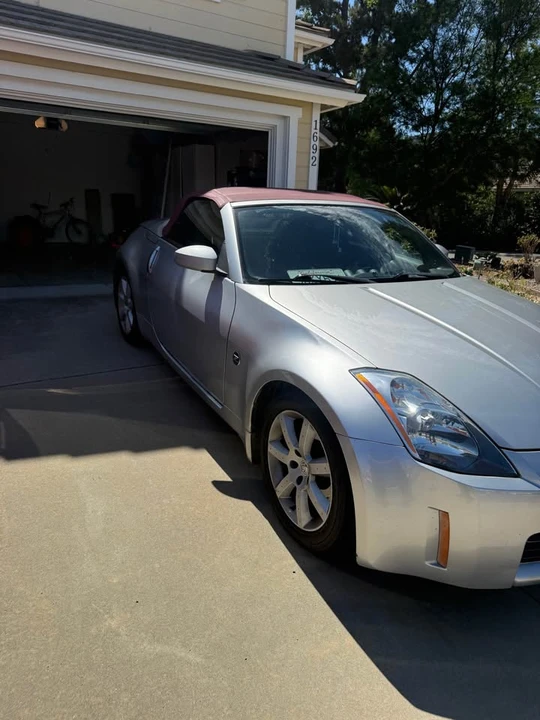 2004 Nissan 350Z 5th Gen - Image 2 of 14