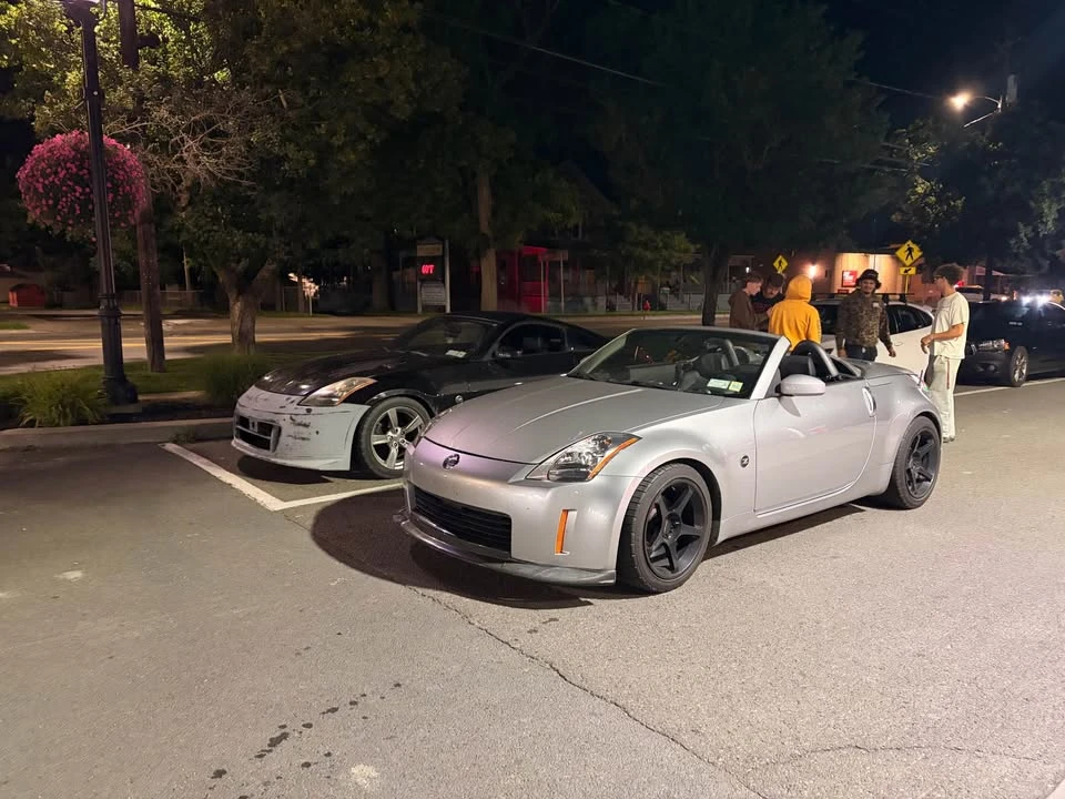 2004 Nissan 350Z 5th Gen - Image 4 of 8