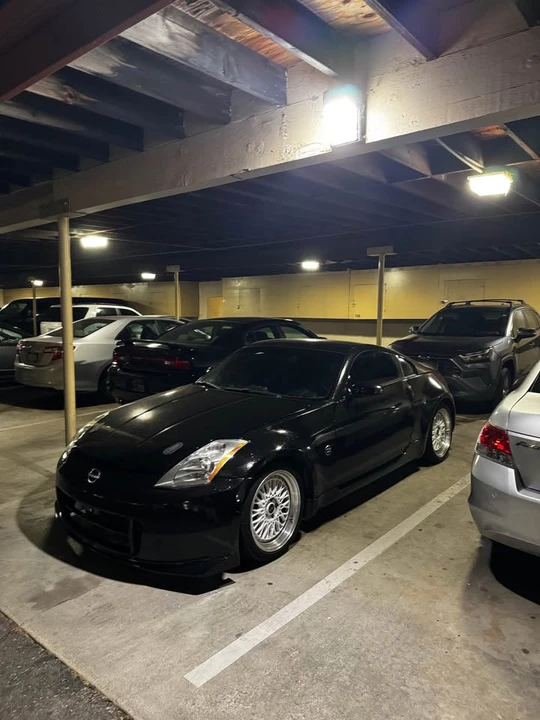 2004 Nissan 350Z 5th Gen - Image 8 of 10