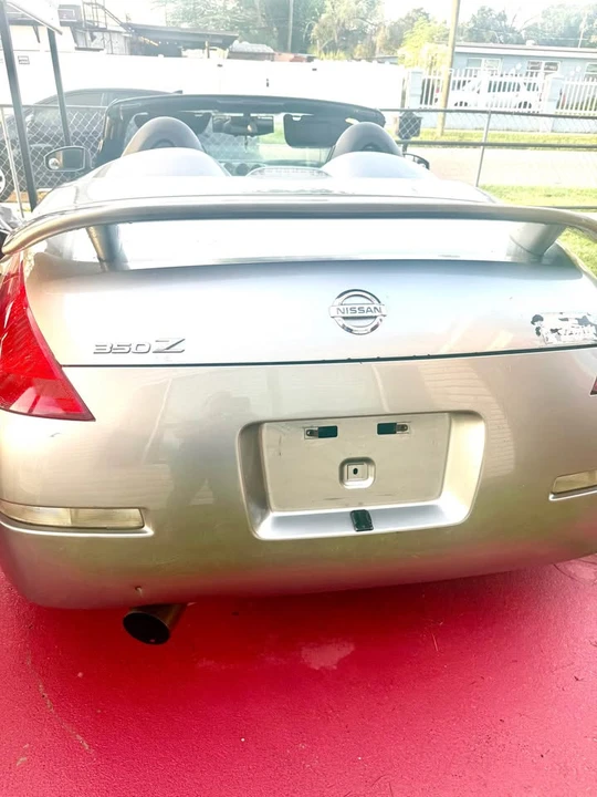 2004 Nissan 350Z 5th Gen - Image 12 of 14