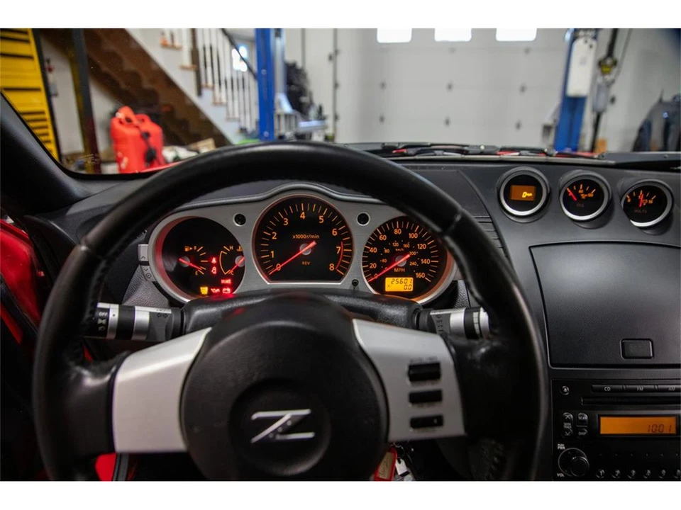 2004 Nissan 350Z 5th Gen - Image 22 of 31
