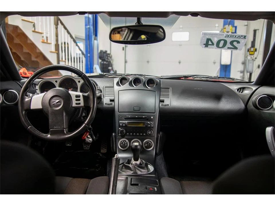 2004 Nissan 350Z 5th Gen - Image 25 of 31