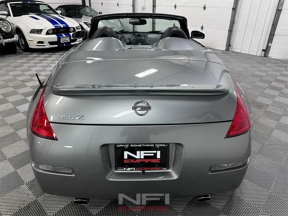 2004 Nissan 350Z 5th Gen - Image 11 of 31