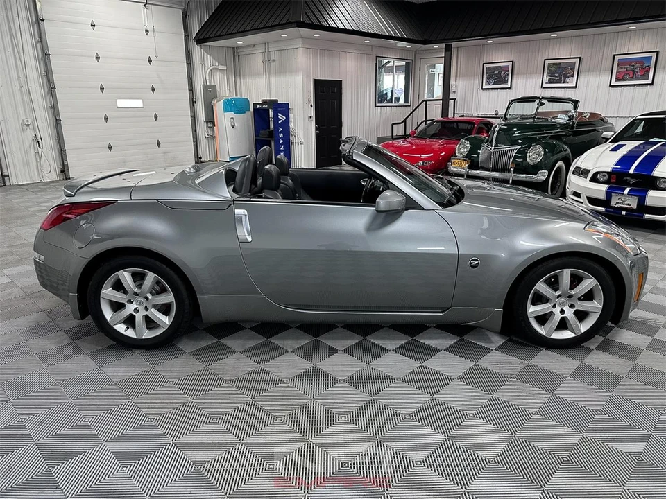 2004 Nissan 350Z 5th Gen - Image 9 of 31