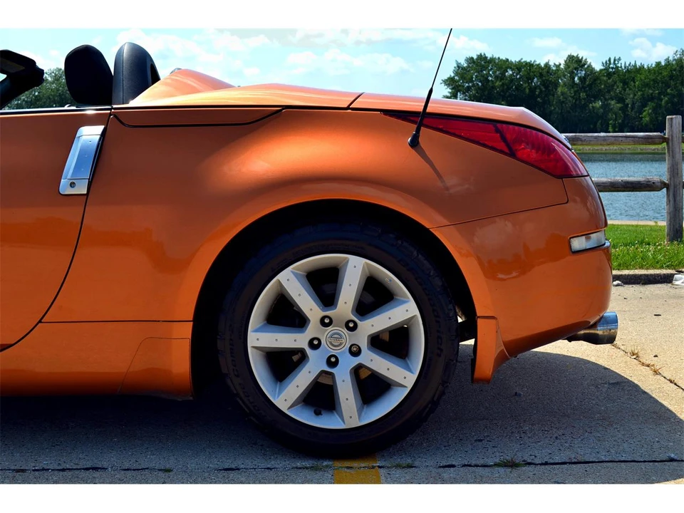 2004 Nissan 350Z 5th Gen - Image 18 of 29
