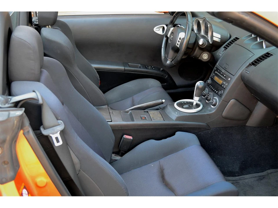 2004 Nissan 350Z 5th Gen - Image 25 of 29
