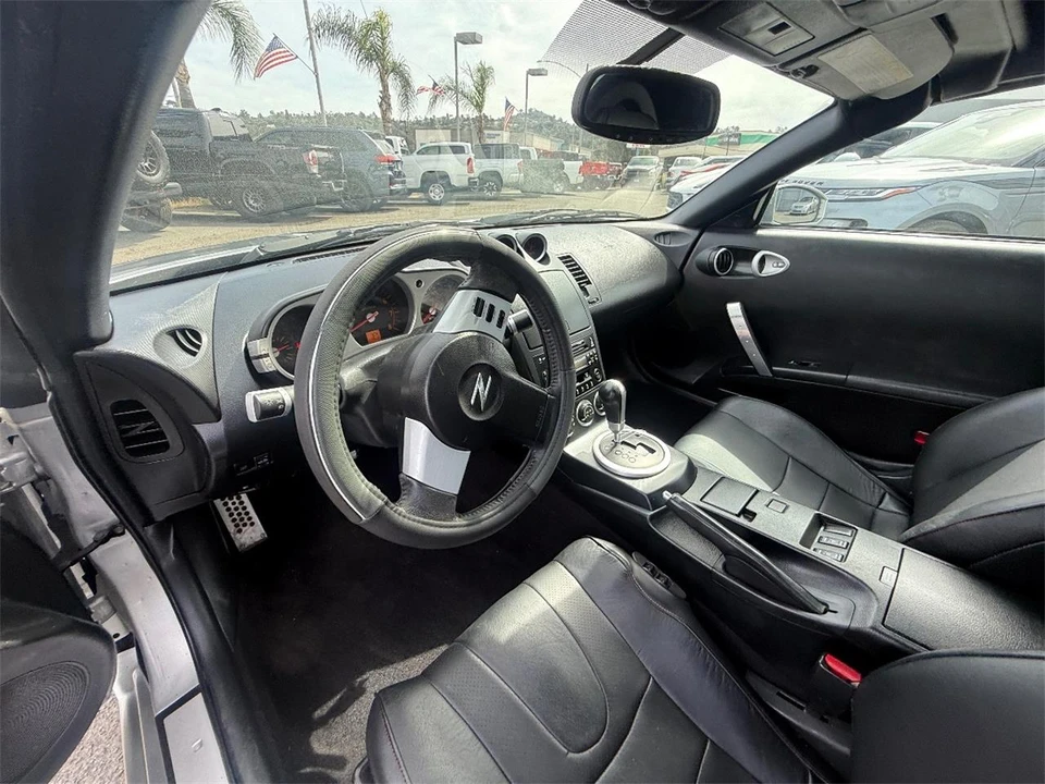 2004 Nissan 350Z 5th Gen - Image 12 of 21