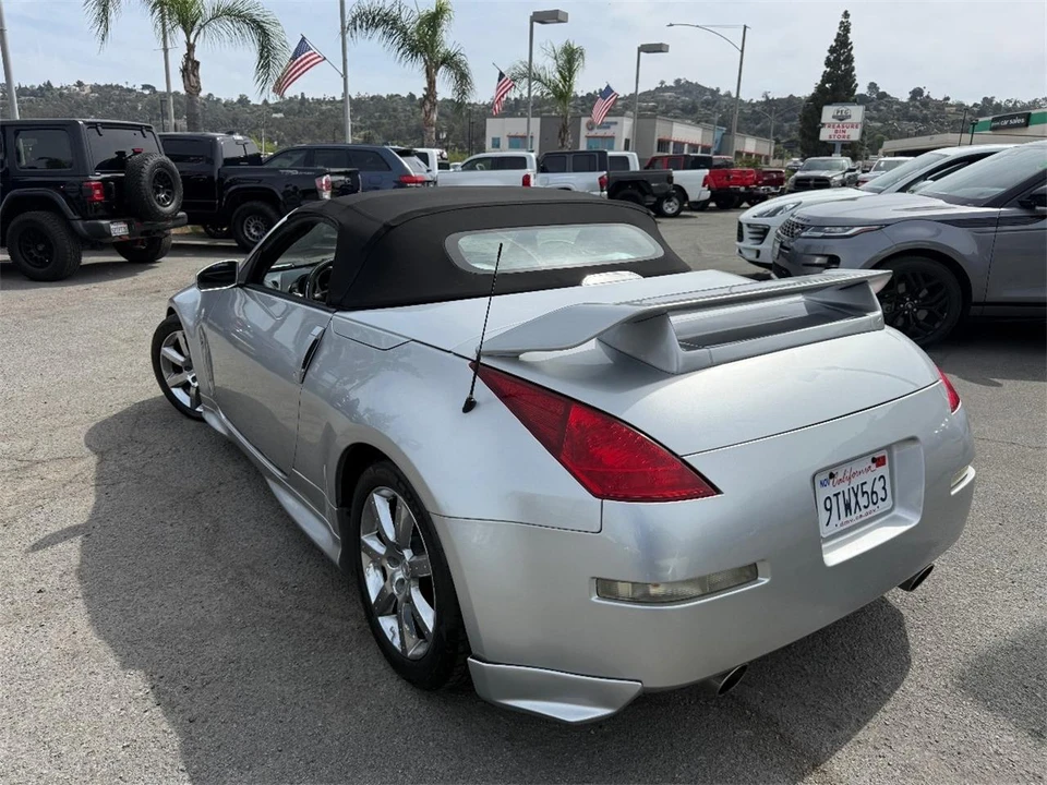 2004 Nissan 350Z 5th Gen - Image 5 of 21