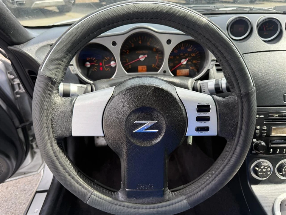 2004 Nissan 350Z 5th Gen - Image 17 of 21