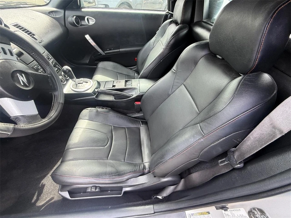 2004 Nissan 350Z 5th Gen - Image 11 of 21