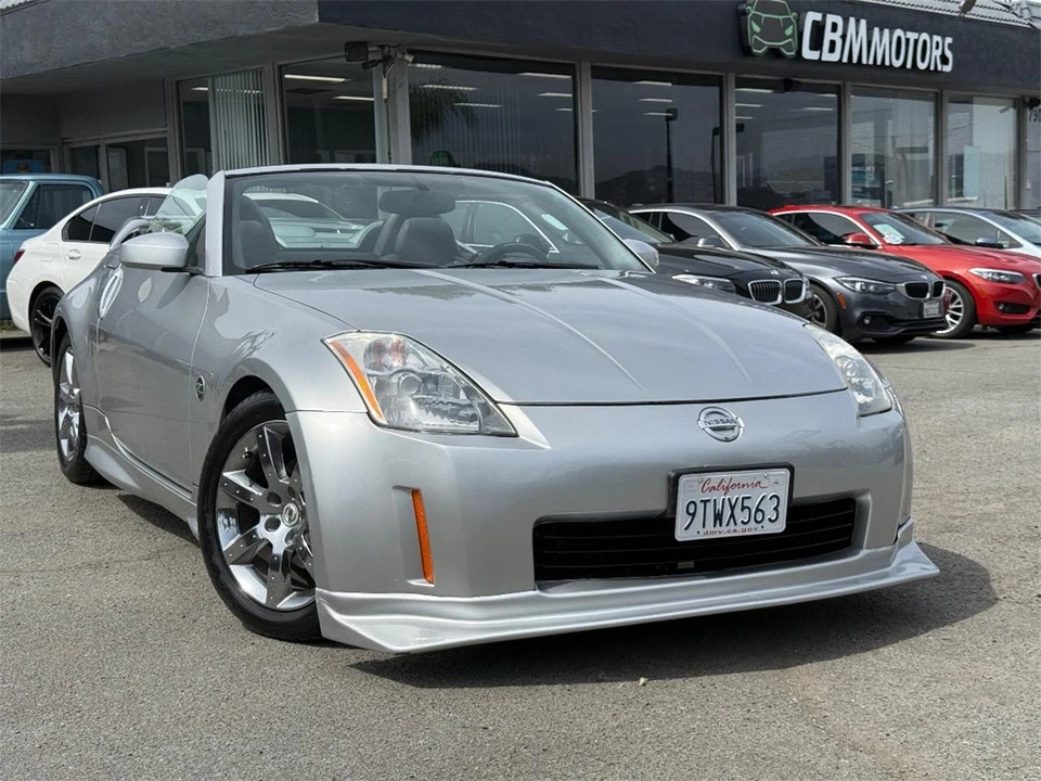 2004 Nissan 350Z 5th Gen - Image 2 of 21