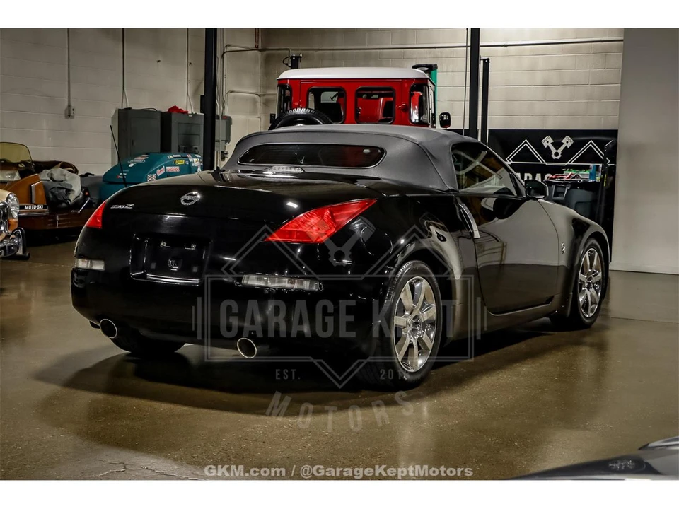 2004 Nissan 350Z 5th Gen - Image 16 of 31