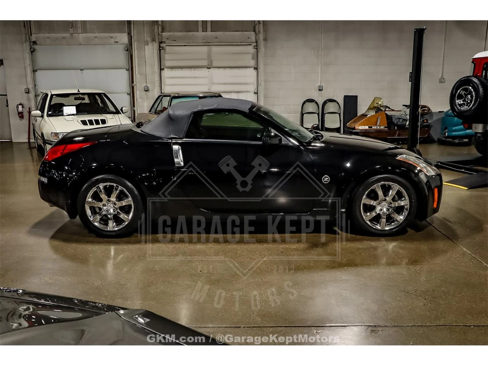2004 Nissan 350Z 5th Gen - Image 18 of 31