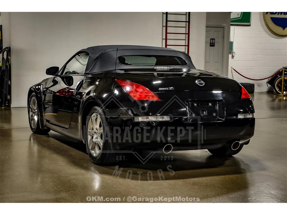 2004 Nissan 350Z 5th Gen - Image 15 of 31