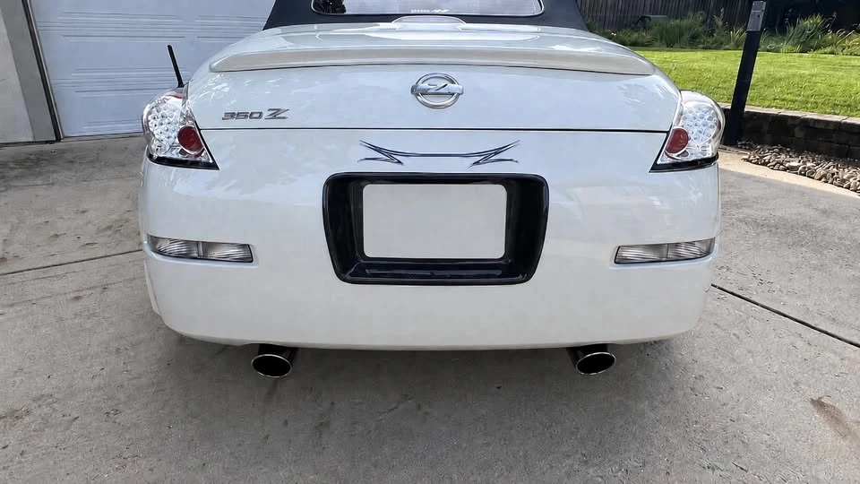 2004 Nissan 350Z 5th Gen - Image 3 of 12