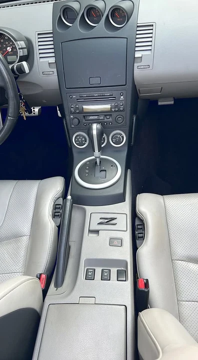 2004 Nissan 350Z 5th Gen - Image 11 of 12