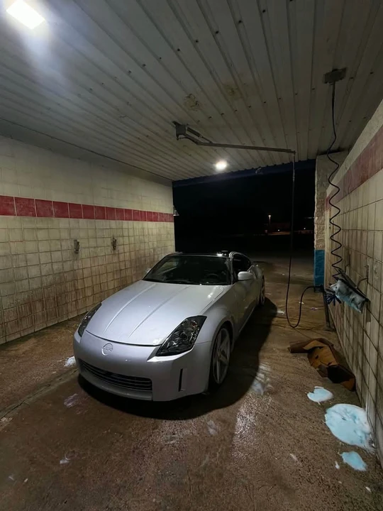 2004 Nissan 350Z 5th Gen - Image 5 of 10