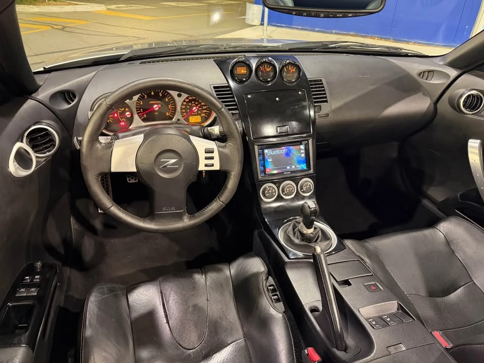 2004 Nissan 350Z 5th Gen - Image 11 of 20