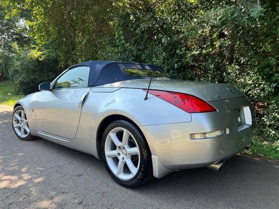 2004 Nissan 350Z 5th Gen - Image 3 of 20