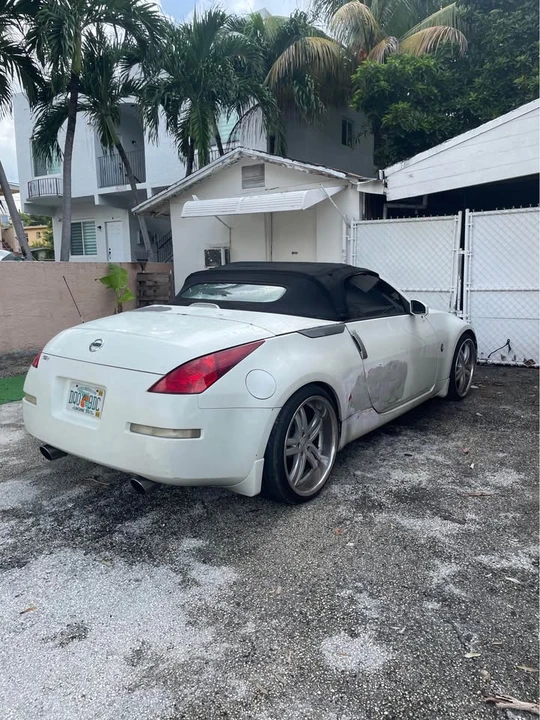 2004 Nissan 350Z 5th Gen - Image 3 of 4