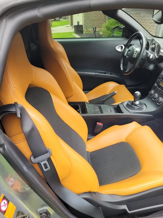 2004 Nissan 350Z 5th Gen - Image 4 of 8