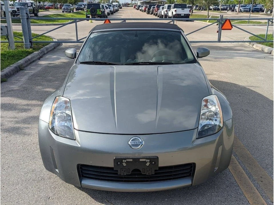 2004 Nissan 350Z 5th Gen - Image 9 of 20