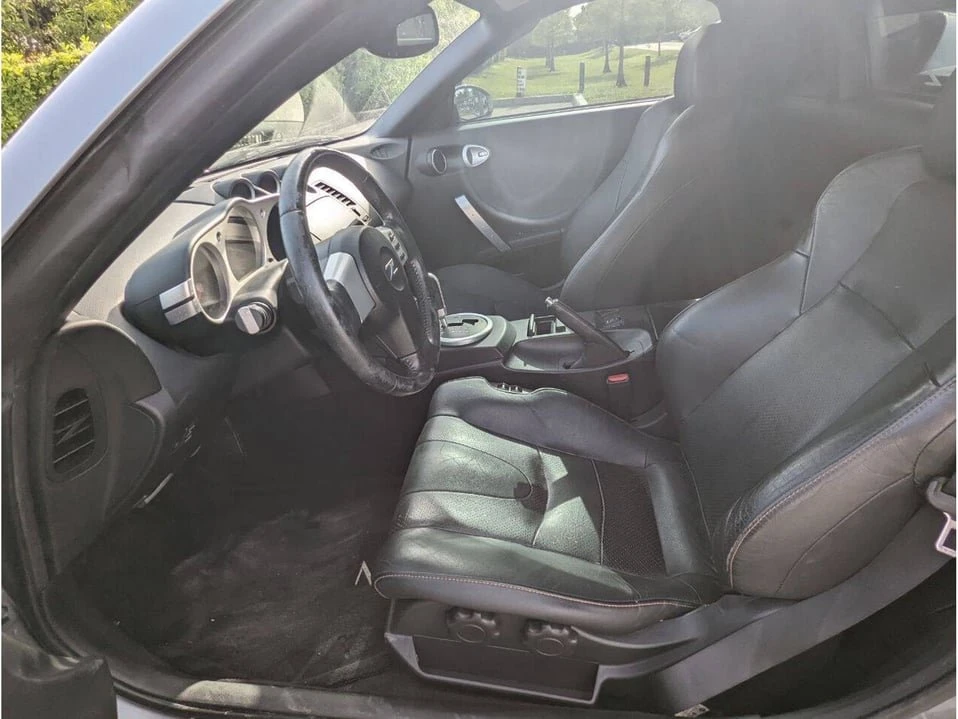 2004 Nissan 350Z 5th Gen - Image 13 of 20