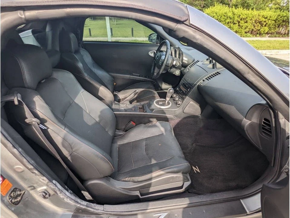 2004 Nissan 350Z 5th Gen - Image 16 of 20