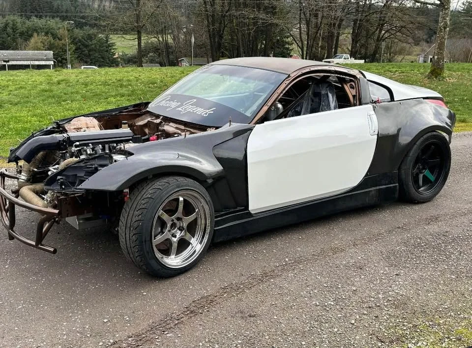2004 Nissan 350Z 5th Gen - Image 2 of 3