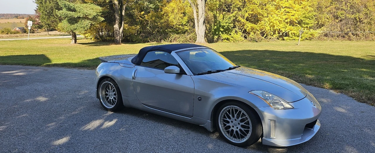 2004 Nissan 350Z 5th Gen - Image 2 of 18