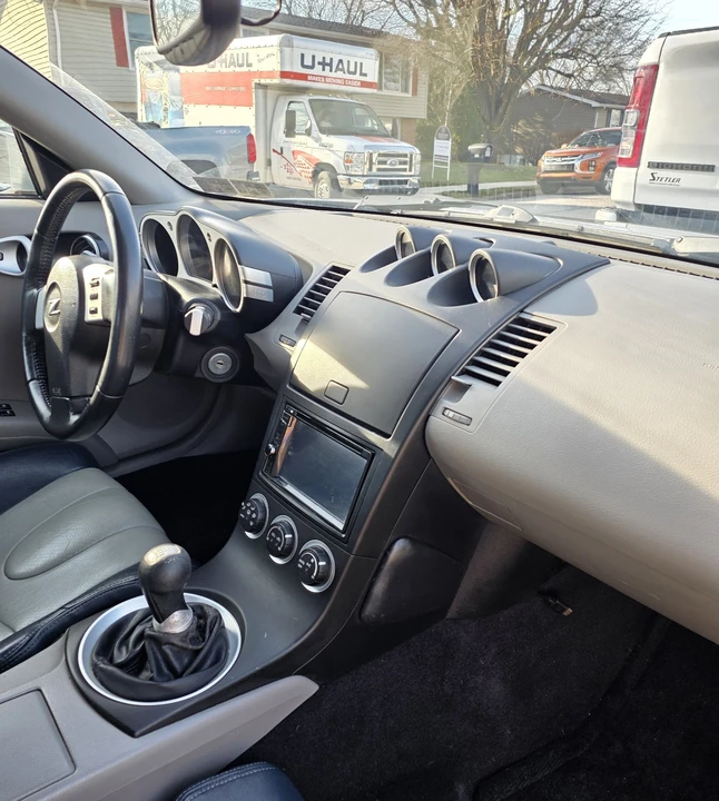 2004 Nissan 350Z 5th Gen - Image 14 of 18