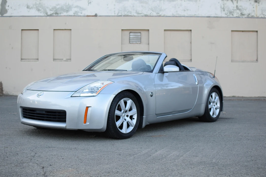 2004 Nissan 350Z 5th Gen - Image 14 of 31