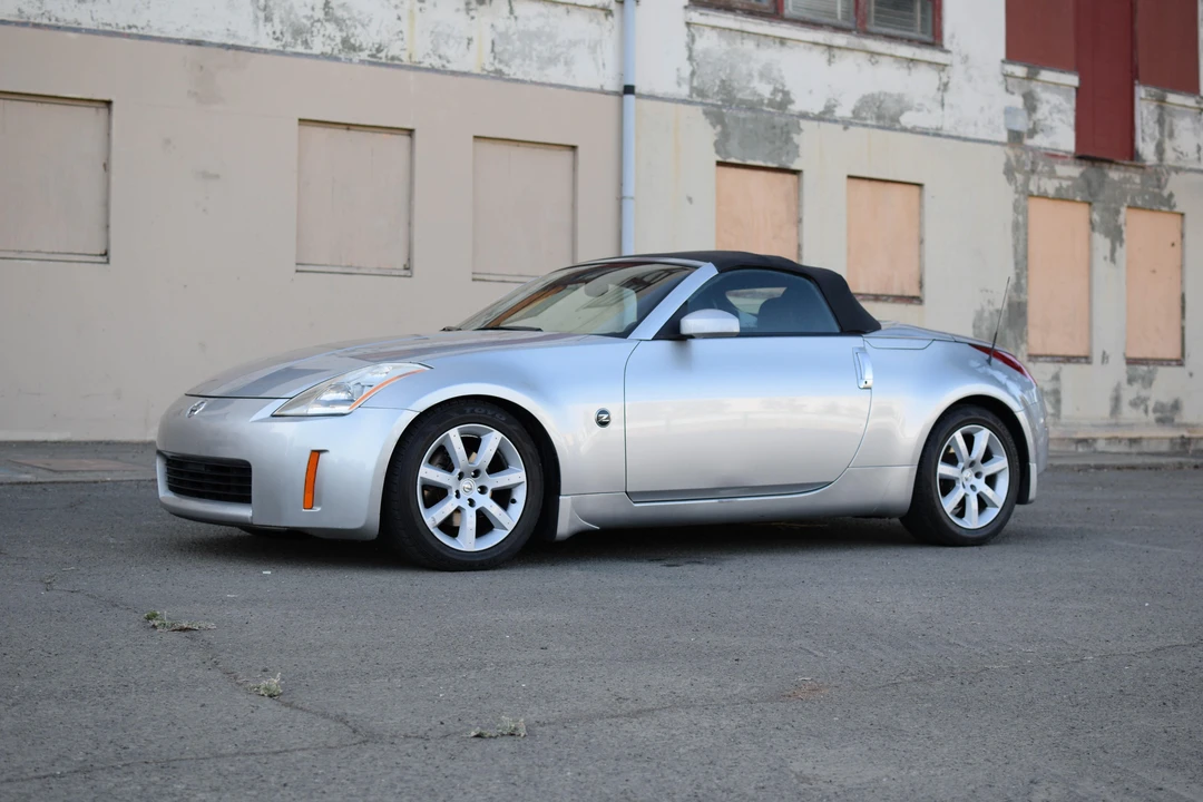 2004 Nissan 350Z 5th Gen - Image 15 of 31