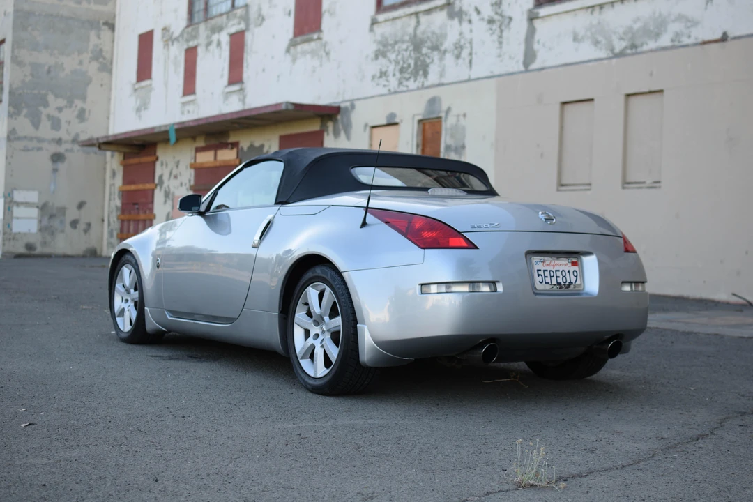 2004 Nissan 350Z 5th Gen - Image 26 of 31