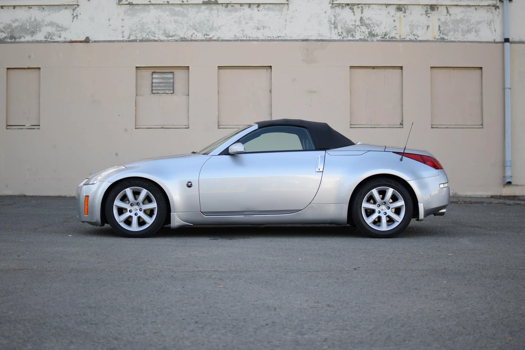 2004 Nissan 350Z 5th Gen - Image 20 of 31