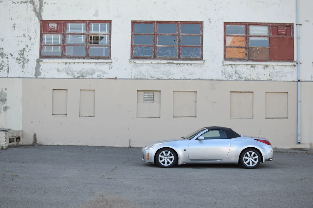 2004 Nissan 350Z 5th Gen - Image 22 of 31