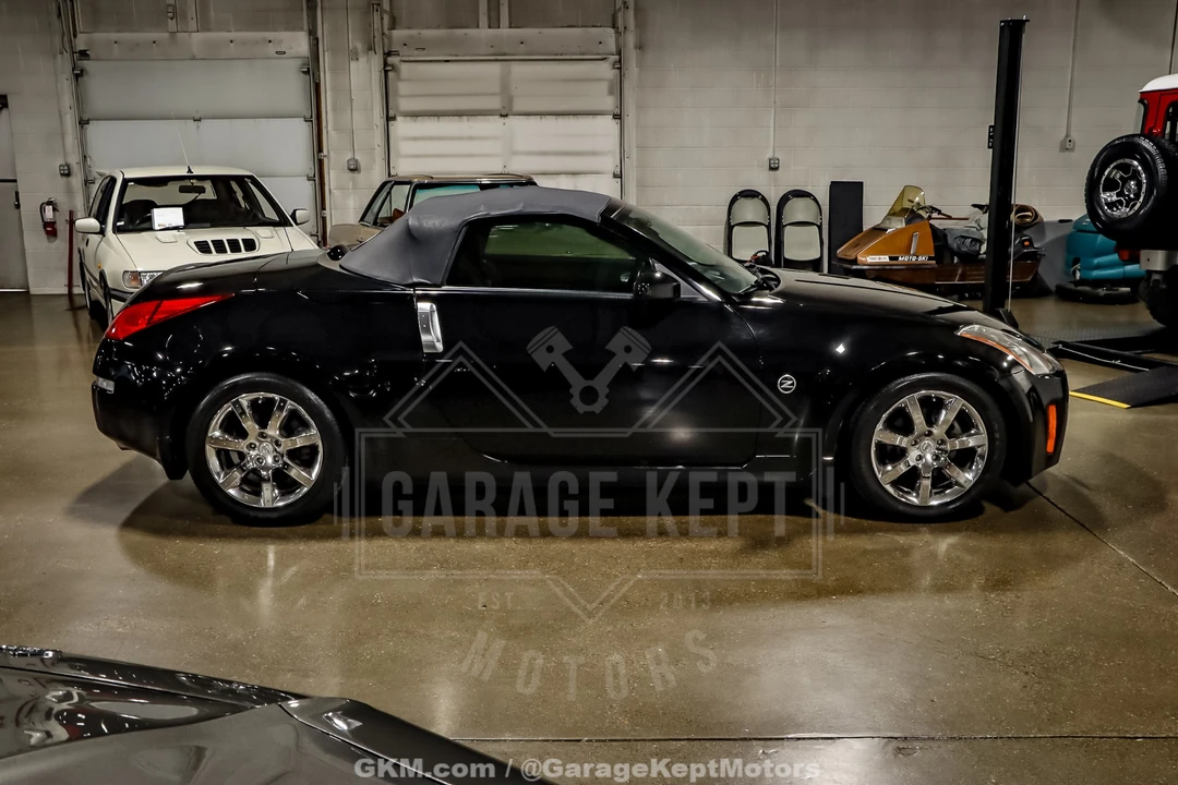 2004 Nissan 350Z 5th Gen - Image 4 of 14