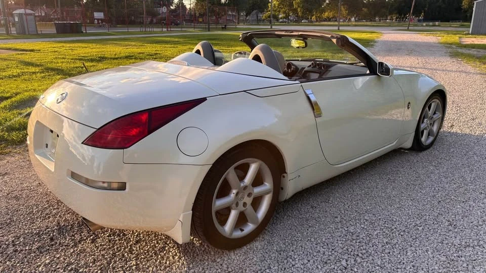 2004 Nissan 350Z 5th Gen - Image 6 of 10