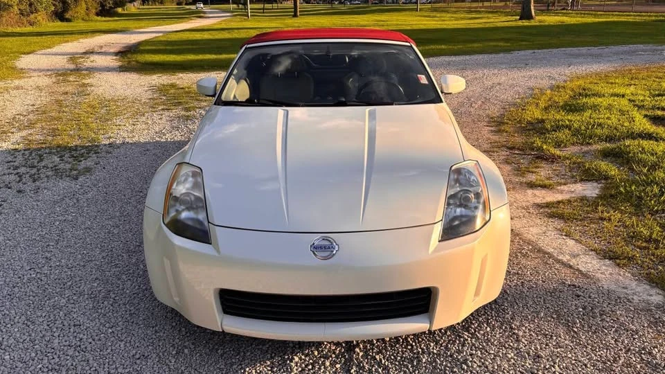 2004 Nissan 350Z 5th Gen - Image 2 of 10