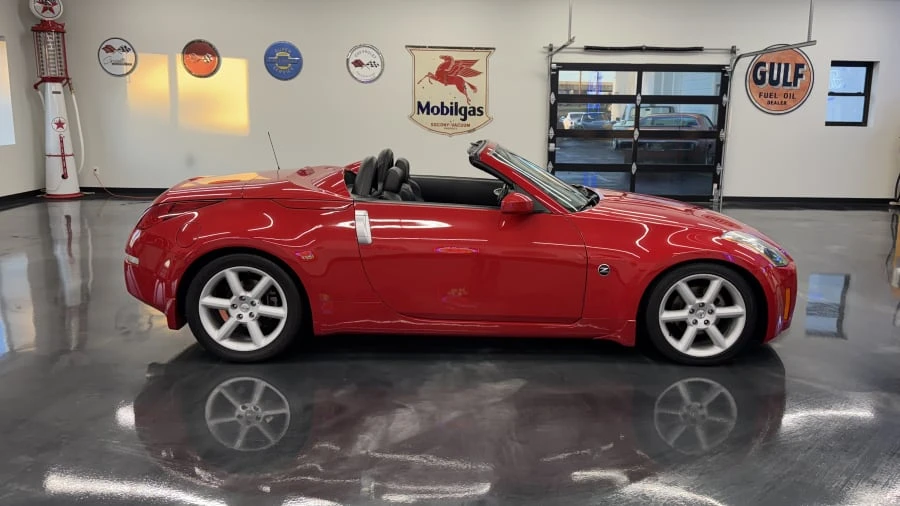 2004 Nissan 350Z 5th Gen - Image 2 of 5
