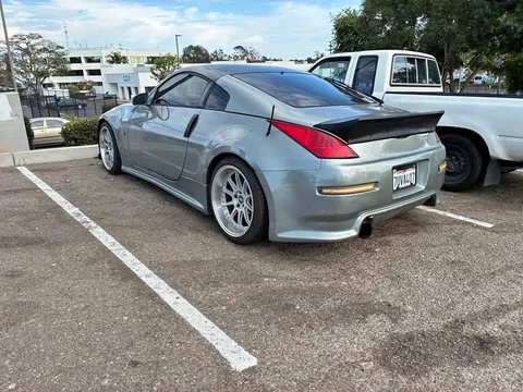2004 Nissan 350Z Touring Coupe 2D