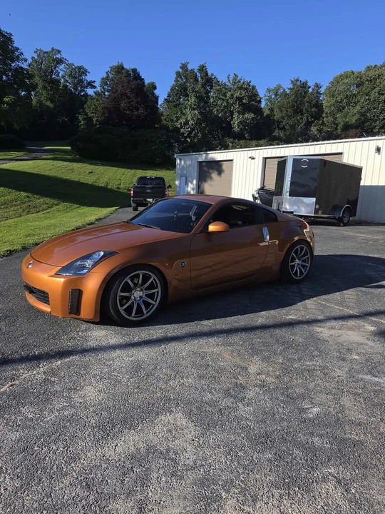 2004 Nissan 350Z 5th Gen - Image 2 of 10