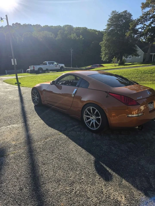 2004 Nissan 350Z 5th Gen - Image 3 of 10