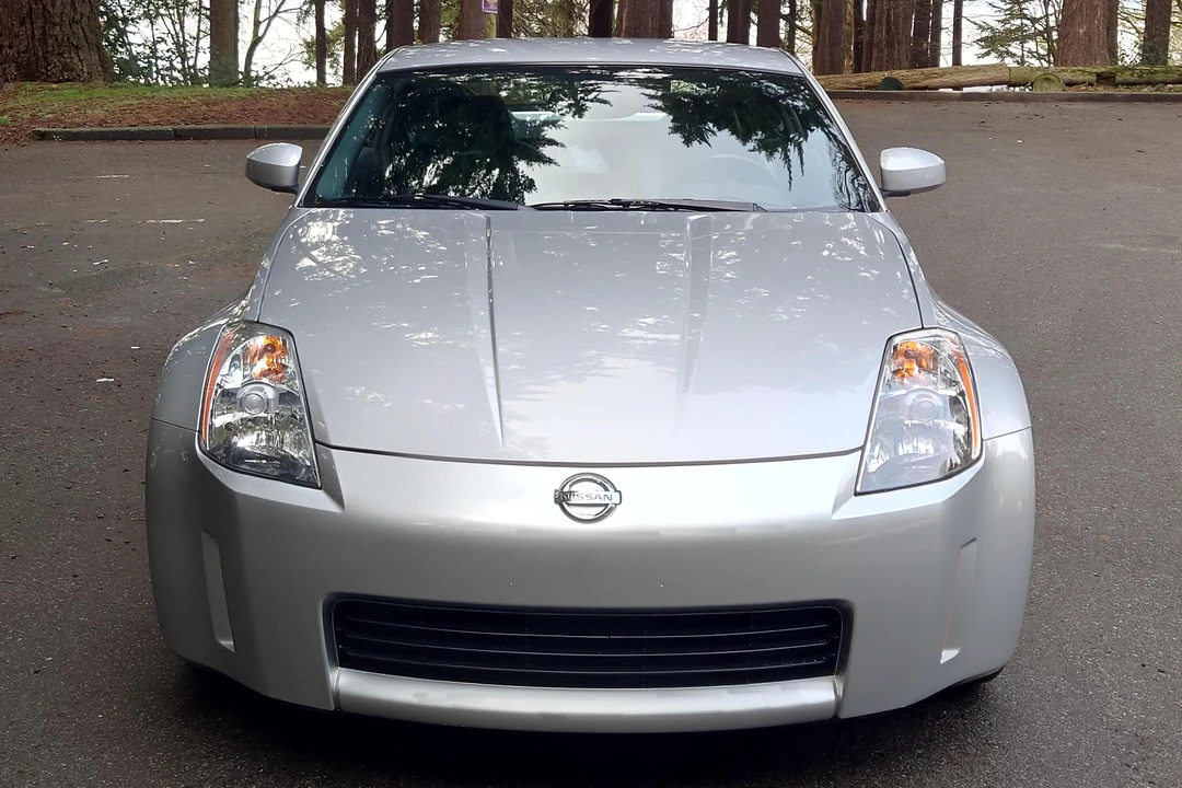 2004 Nissan 350Z 5th Gen - Image 2 of 5