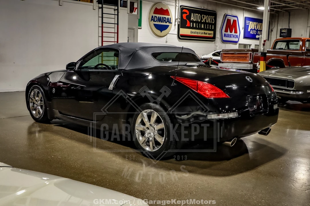 2004 Nissan 350Z 5th Gen - Image 15 of 31